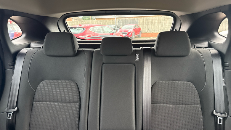 Nissan Qashqai 1.3 DiG-T MH Acenta Premium 5dr Petrol Hatchback